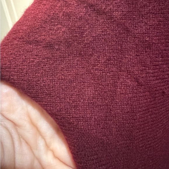 Charter Club 100% Cashmere Burgundy Ruby Red Wine Crew Neck Sweater Women L - Picture 5 of 5
